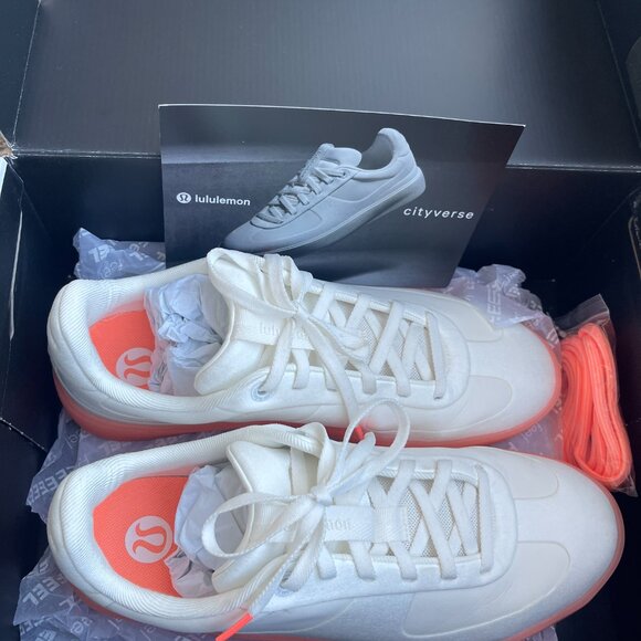 Lululemon Cityverse Sneaker - Picture 3 of 7